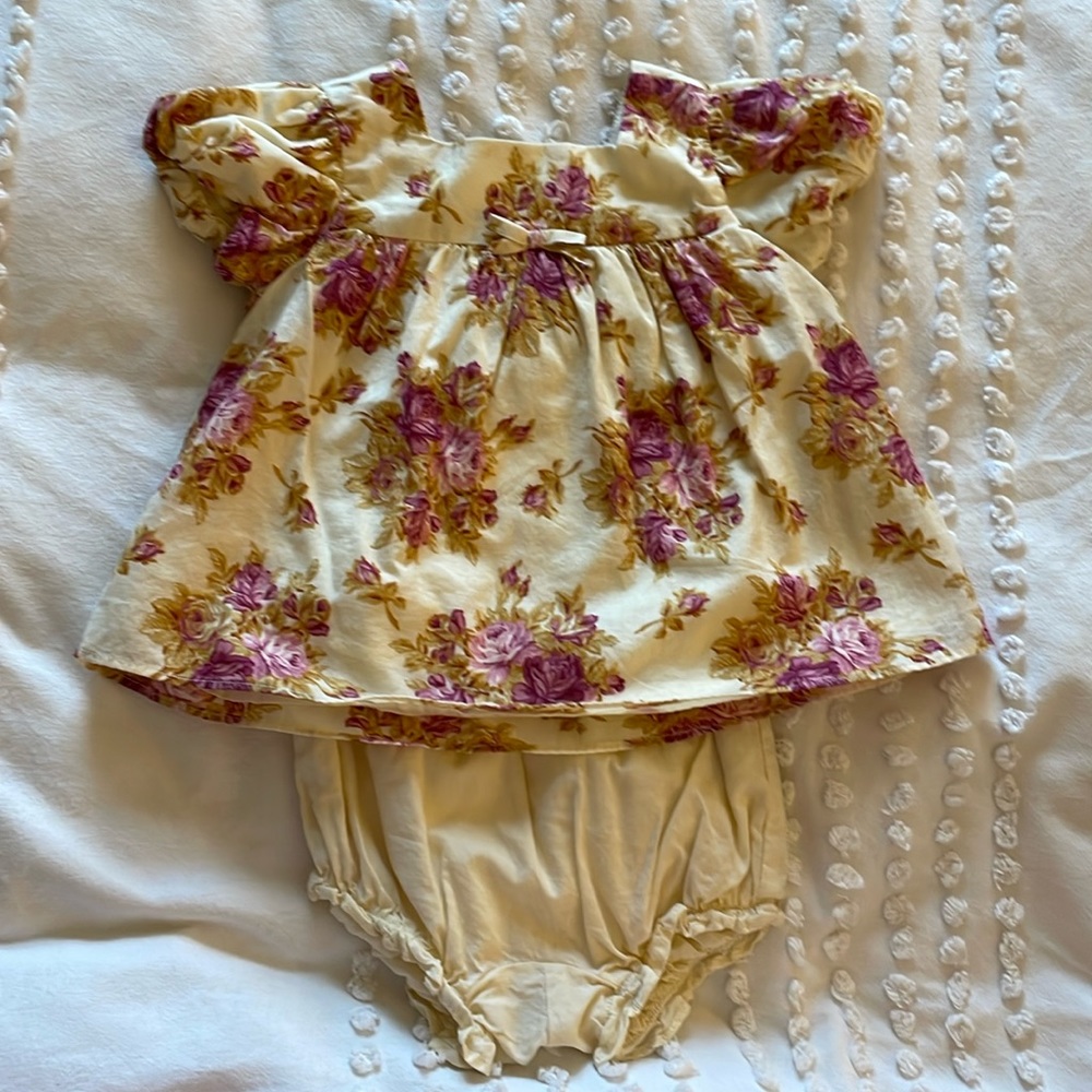 Janie and Jack set